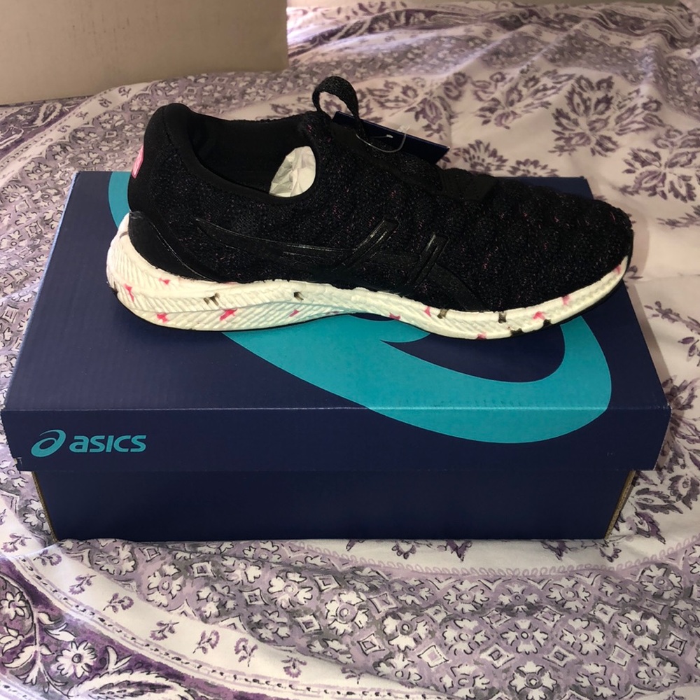 HyperGEL-Kenzie’s Asics Running shoes